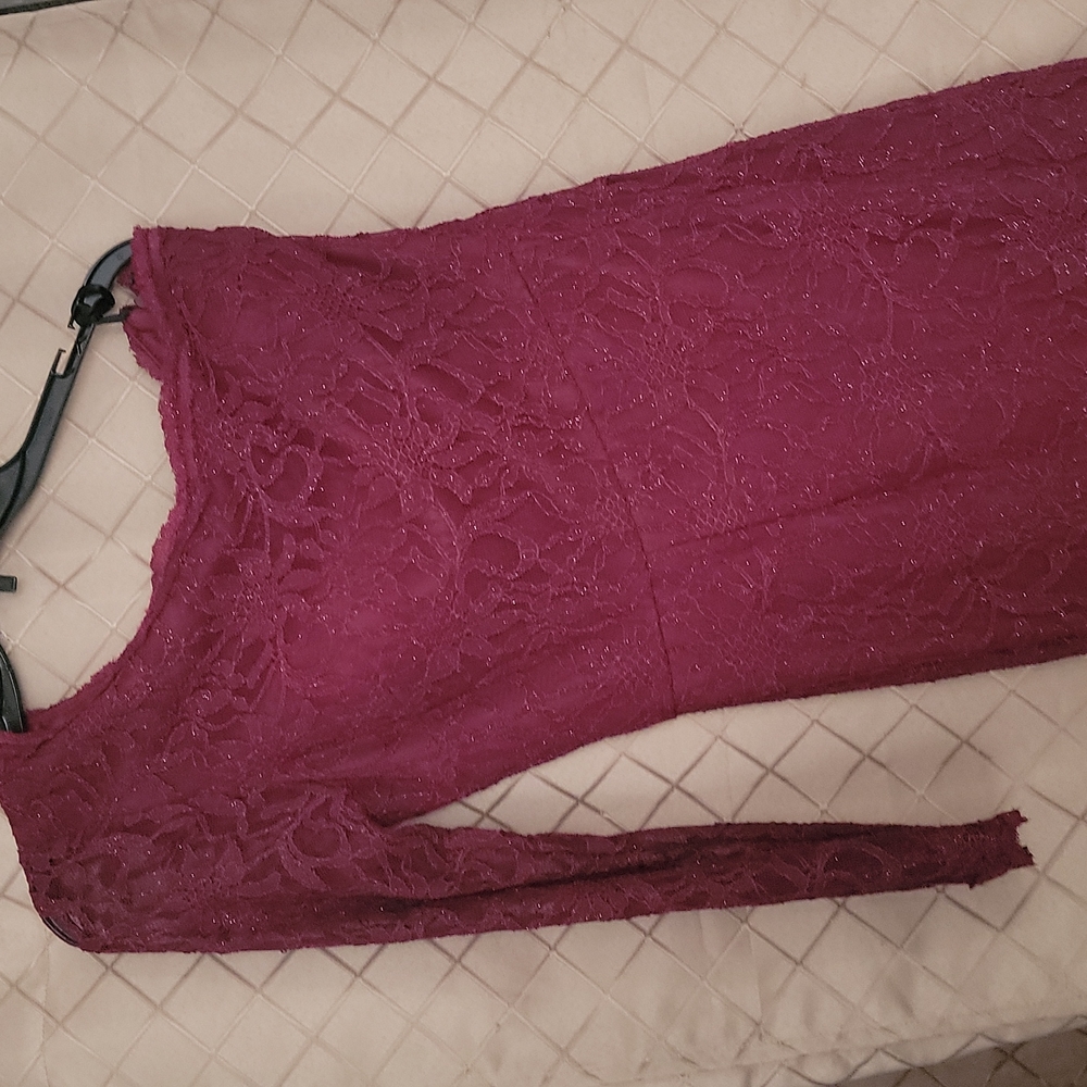 X By Xscape Women's One-Shoulder Lace Gown